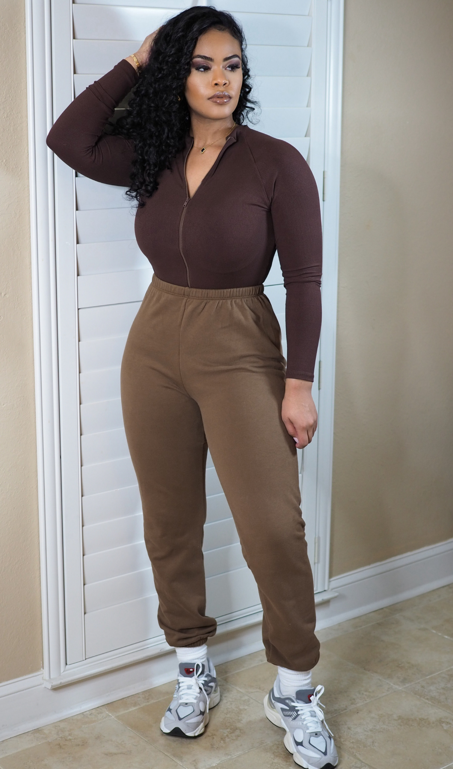 URBAN EASE | JOGGER SET- BROWN
