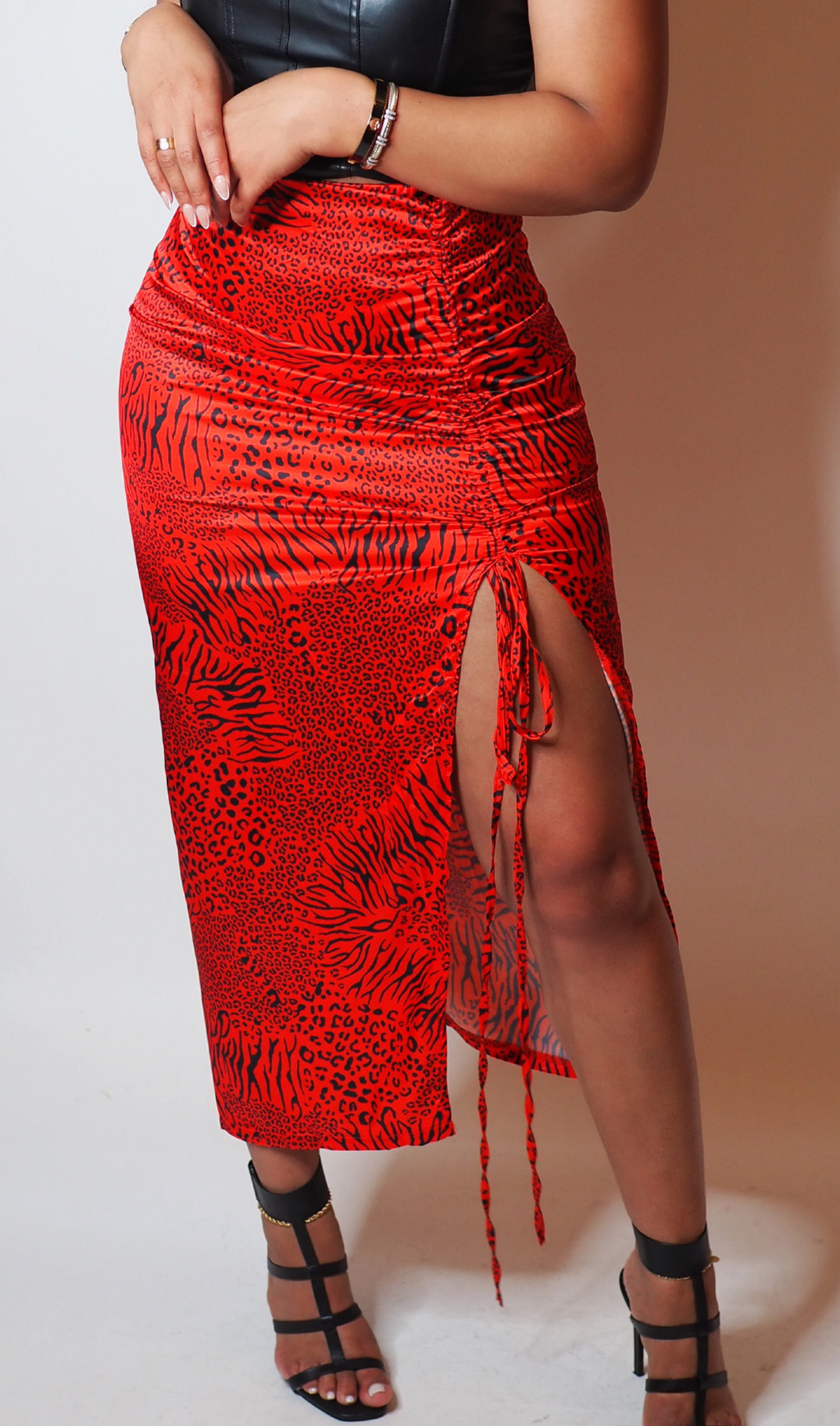 SISTA SISTA | SATIN MIDI SKIRT