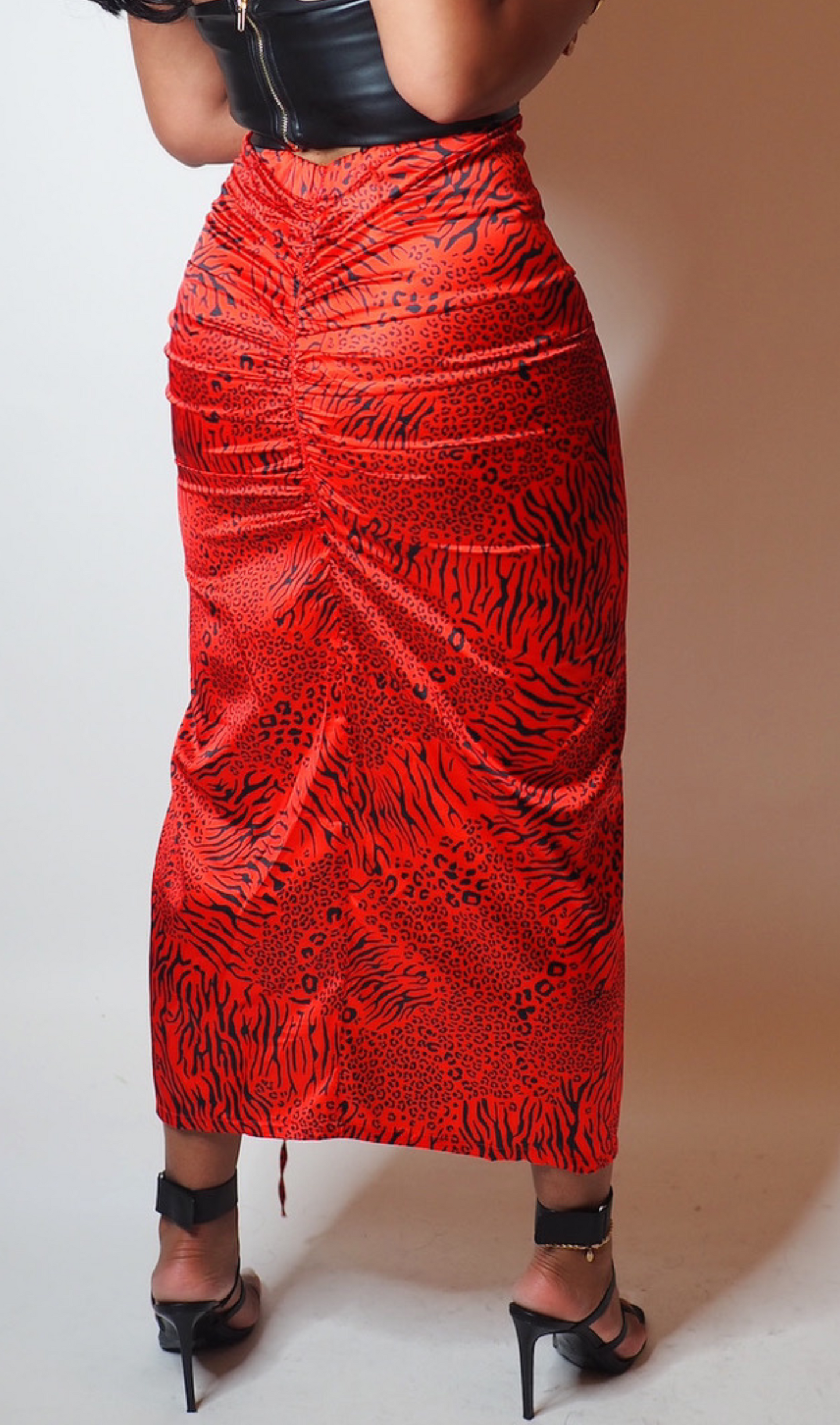 SISTA SISTA | SATIN MIDI SKIRT