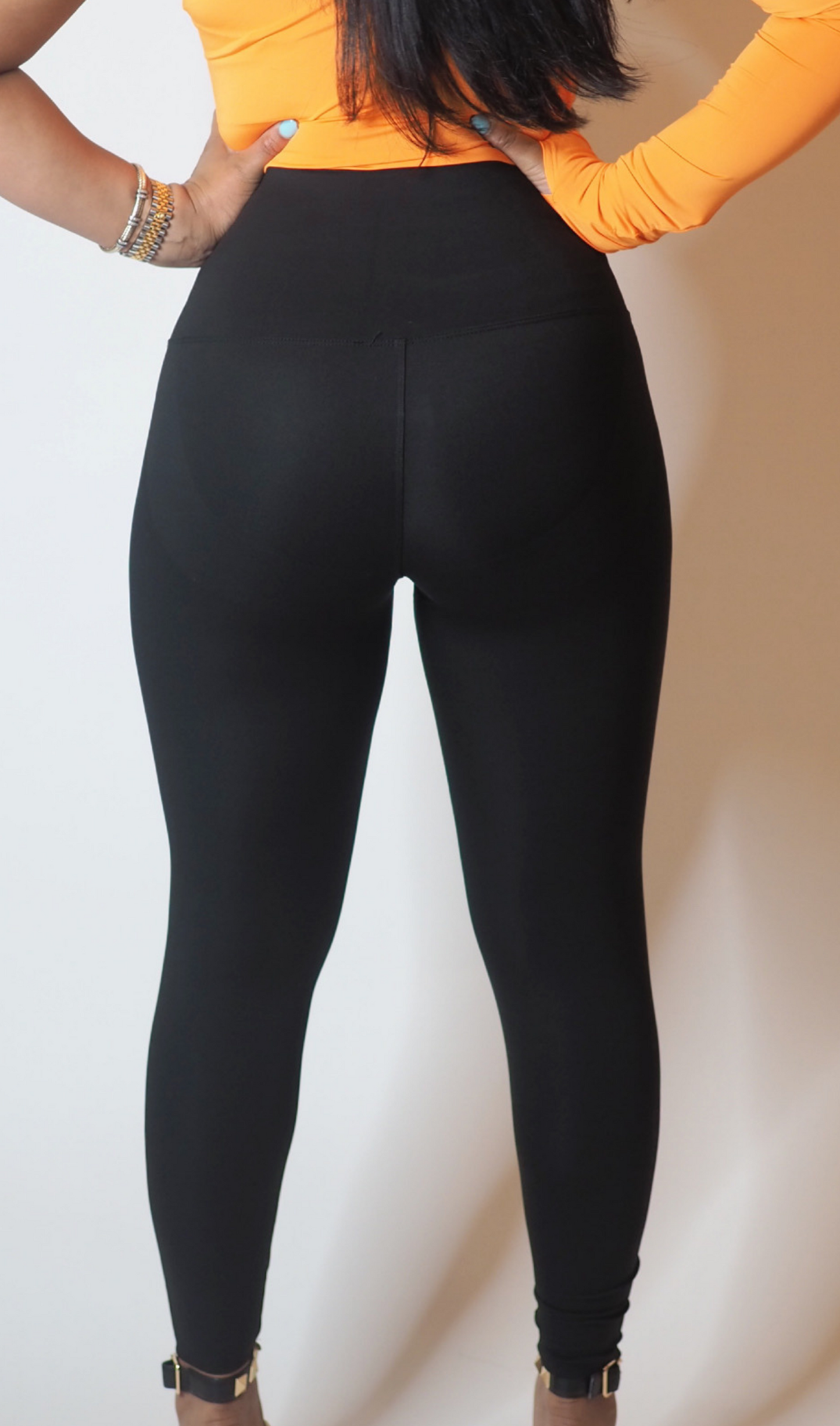 SLIM CHANCE | HOOK AND EYE LEGGINGS